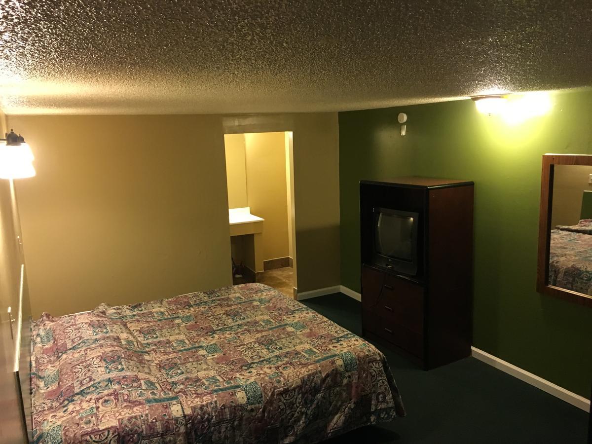 Crown Inn Толедо Экстерьер фото