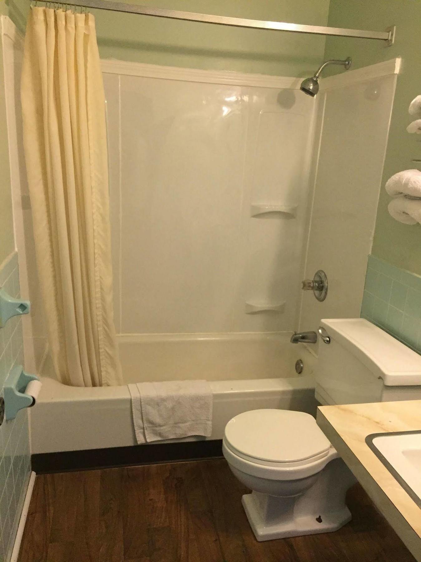 Crown Inn Толедо Экстерьер фото